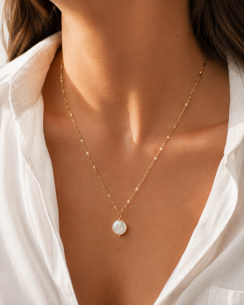 COLLIER ANGELE