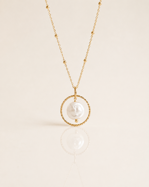 COLLIER NORA