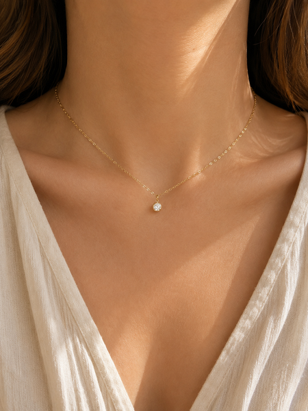 COLLIER ELIA
