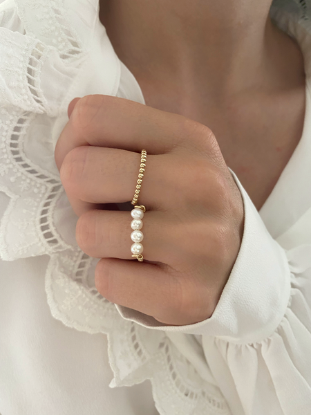 Bague pearl en gold filled 14 carats et ses perles d'eau douce